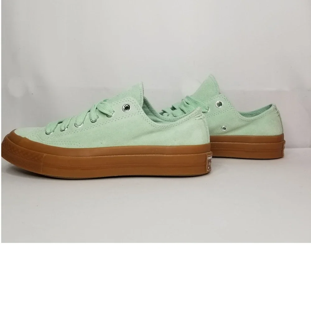 Converse Women's Suede Chuck 70 Oxfords Brand New Size  7.5 A10136C NWT - Picture 2 of 6